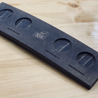 Drevený testovací podnos na rum