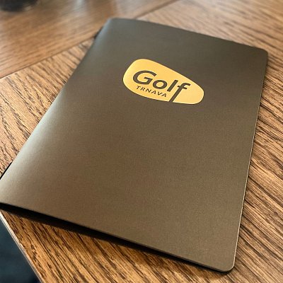 Menu karta z kože Spectro s razbou loga so zlatou fóliou