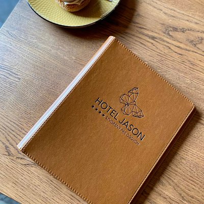 kozena-menu-karta-s-razbou-loga