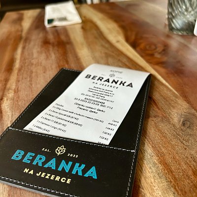 obal na účet z kože Spectro s UV printom loga Beranka na Jezerce