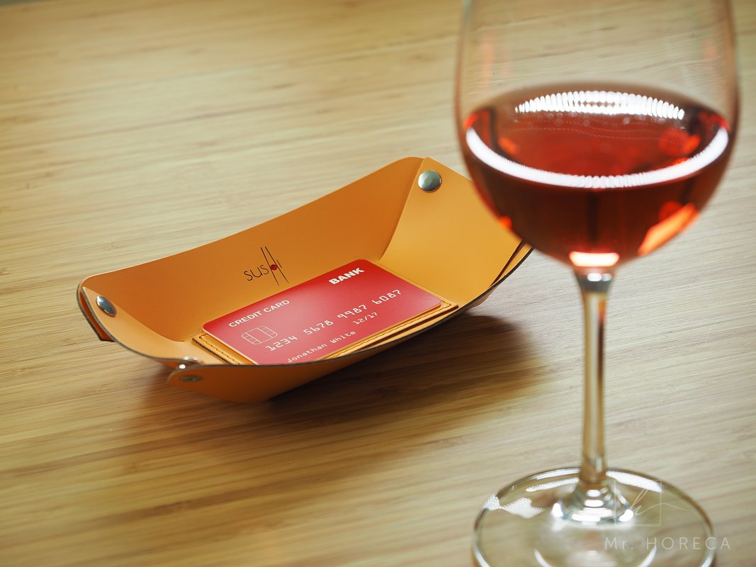 servirovaci-podnos-z-koze-spectro-koze