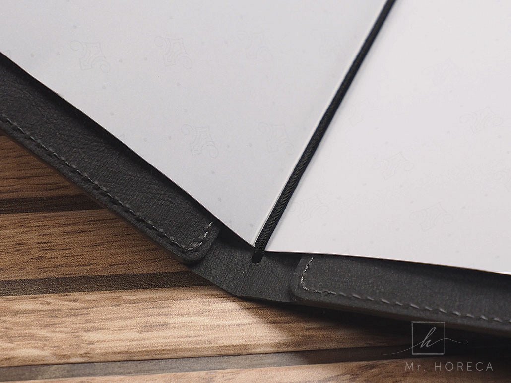 1738245970_menu-fine-dining-ambiente-umyvatelny-papier-cierny-detail
