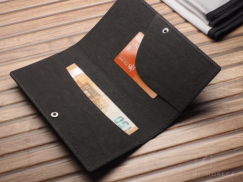 obal-na-uctenku-omyvatelny-papir-cerny